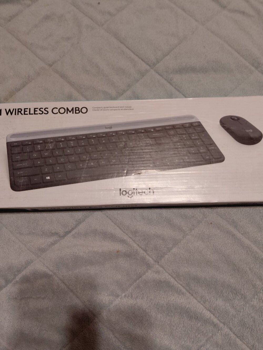Logitech MK470 Graphite Slim Wireless Combo Keyboard & Mouse Modle VIPRB-920-010